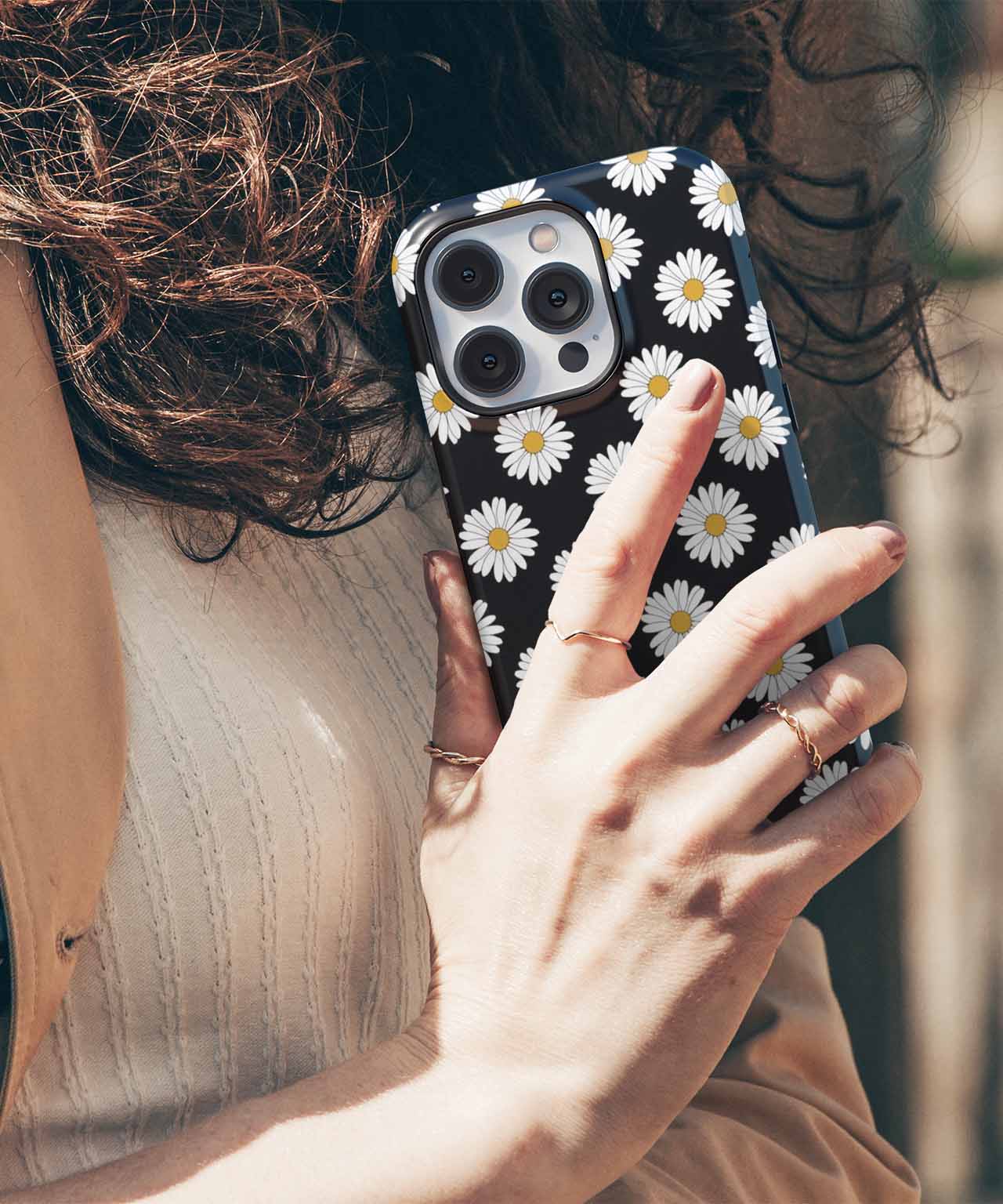 Daisy Delight on a Bold Canvas iPhone case Case Cazify - Delivery Canada