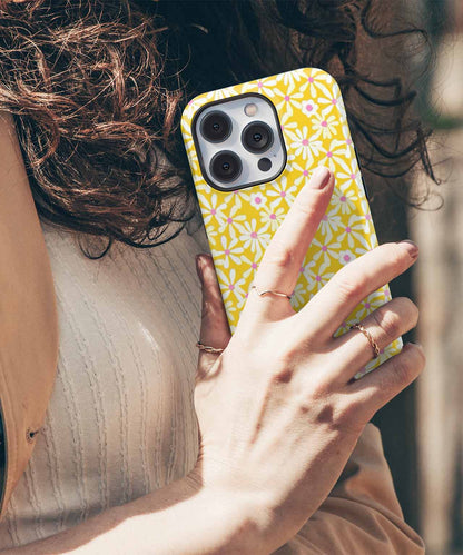 Sunny Daisy Delightful Pattern iPhone case Case Cazify - Delivery Canada